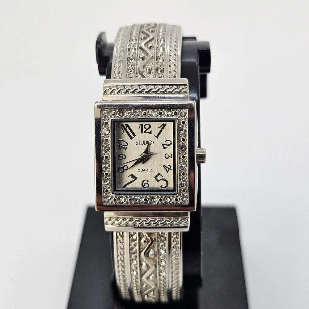 Studio Women's Bracelet Watch 22MM Gray Dial Gray Bracelet Bands 6